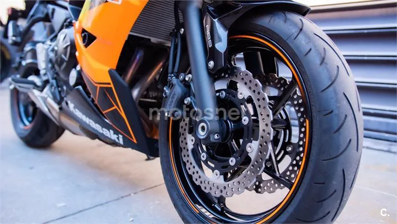 Kawasaki Ninja 650 – Vista 4