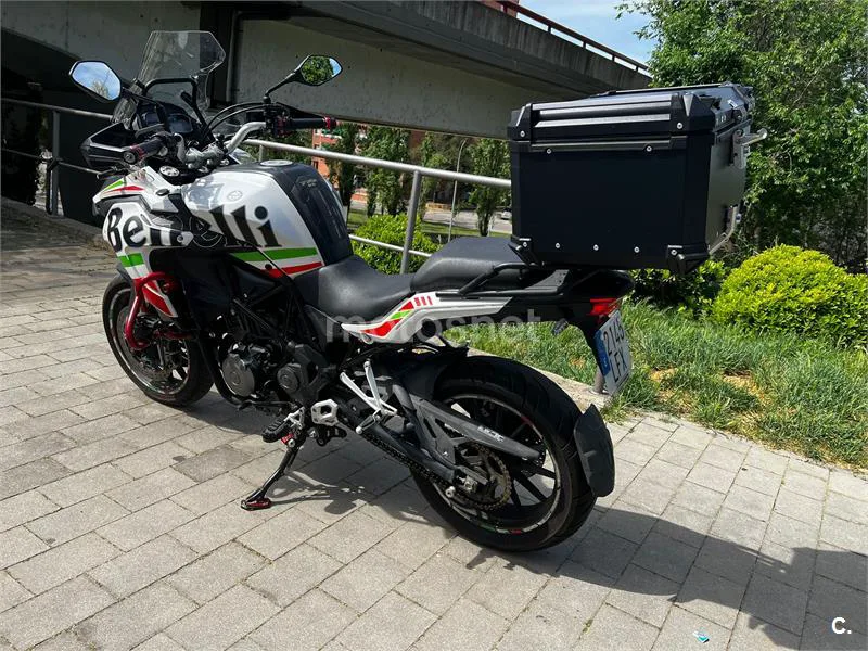 Benelli TRK 502 – Vista 7