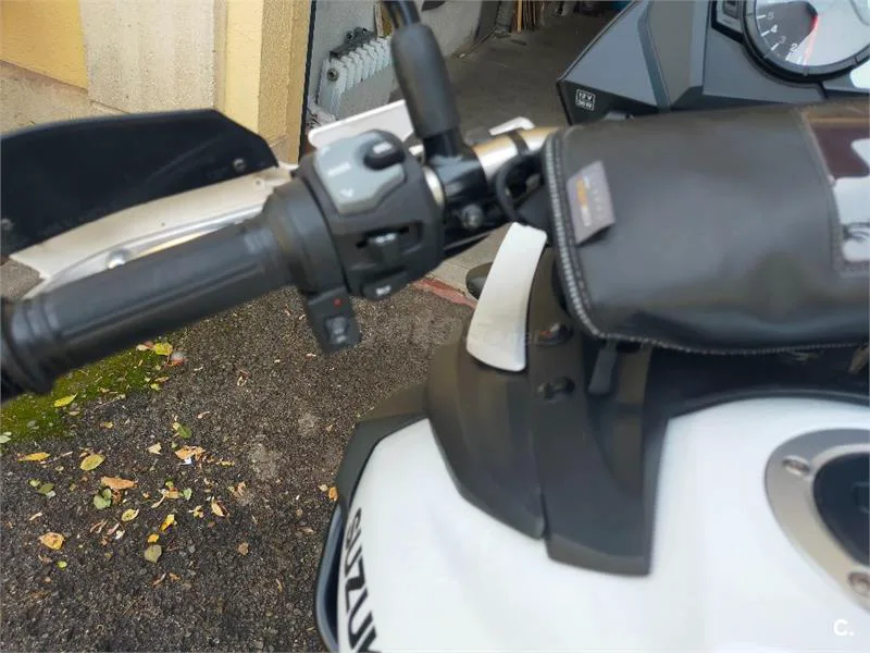 Suzuki V-Strom 650 – Vista 5