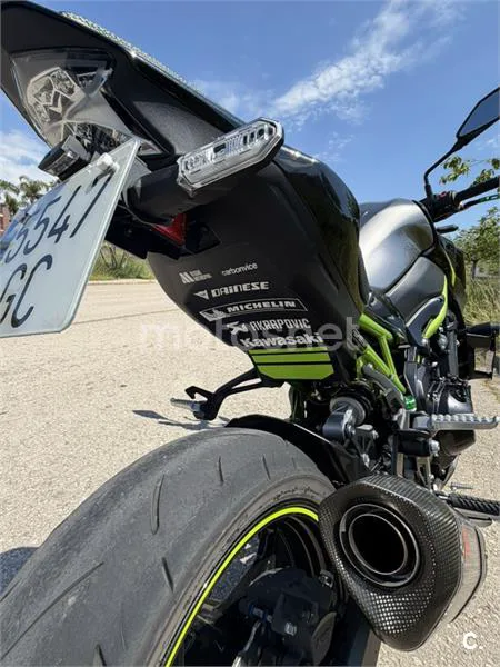 Kawasaki Z 900 – Vista 6