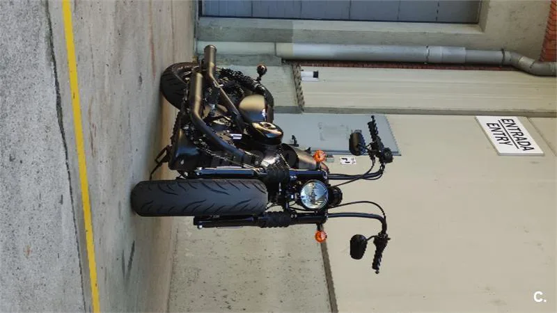 Harley-Davidson Sportster Forty-Eight – Vista 3