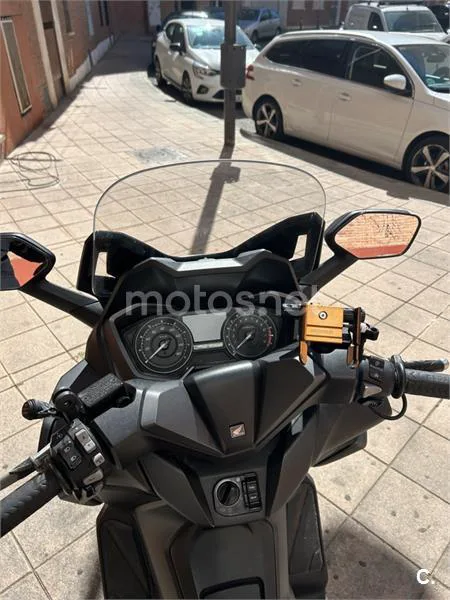 Honda Forza 125 – Vista 3