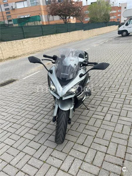 Kawasaki Z 1000 SX – Vista 3