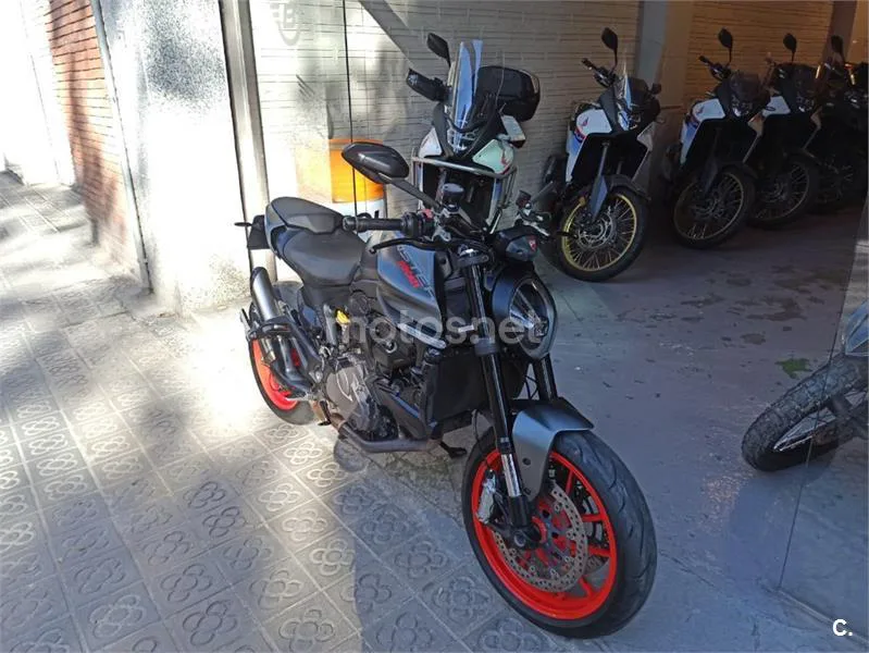 Ducati Monster – Vista 3