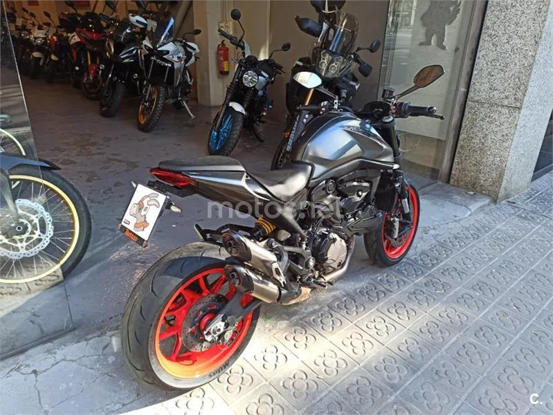 Ducati Monster – Vista 6