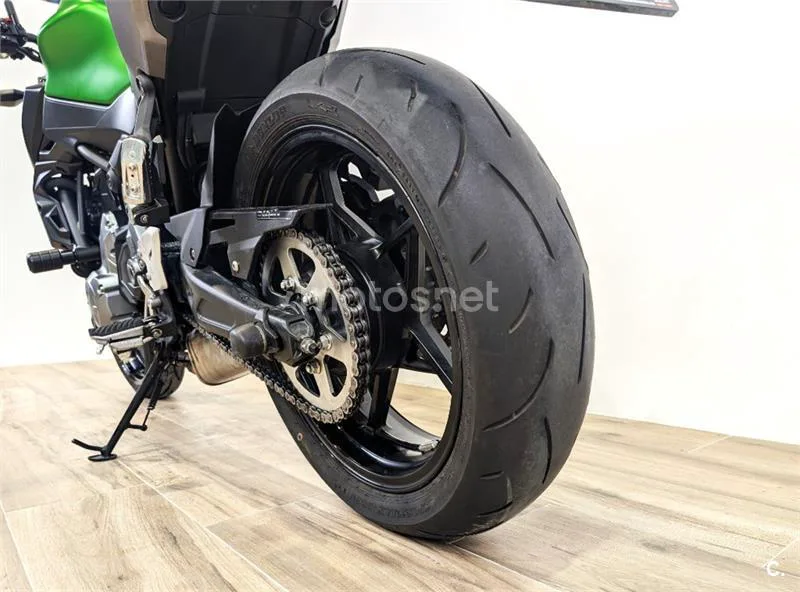 Kawasaki Z650 – Vista 10