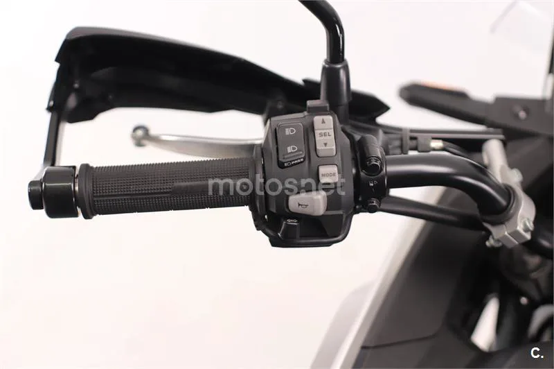 Honda NC 750 X – Vista 7