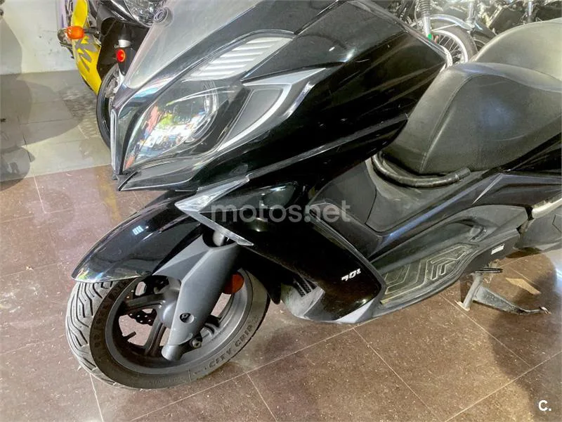 Kymco Super Dink 350 – Vista 13