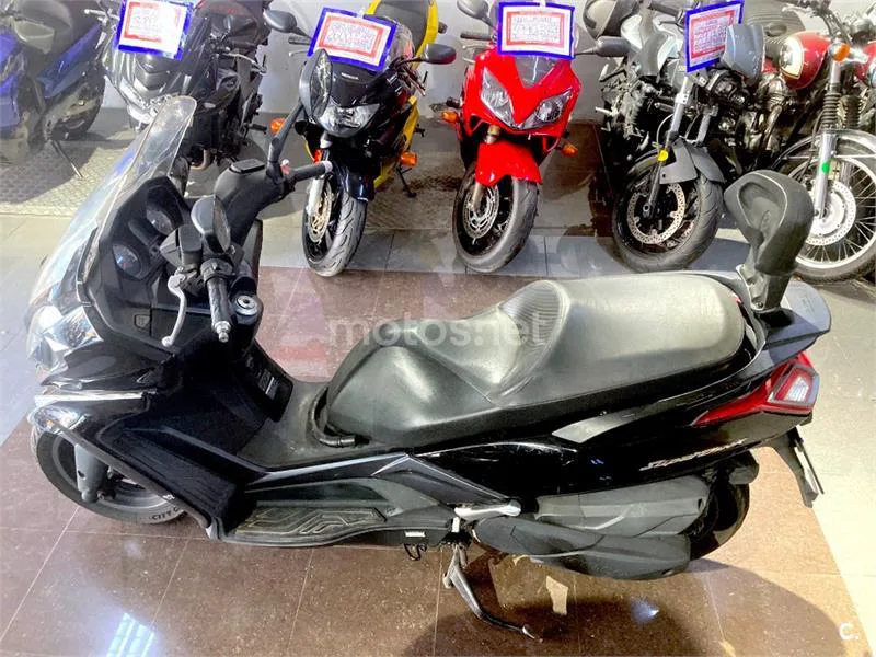 Kymco Super Dink 350 – Vista 18