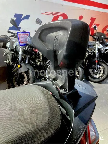 Kymco Super Dink 350 – Vista 20