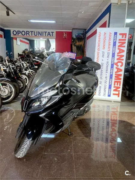 Kymco Super Dink 350 – Vista 22