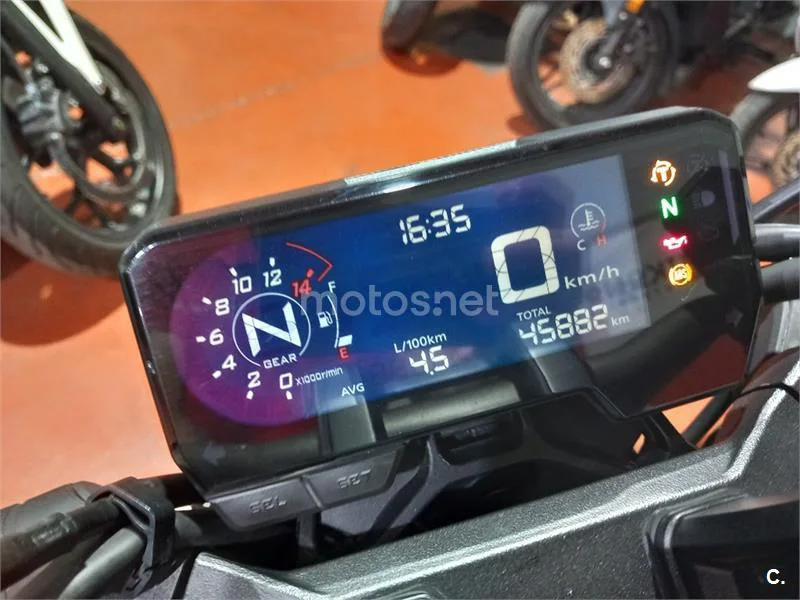 Honda CB 650 R – Vista 6