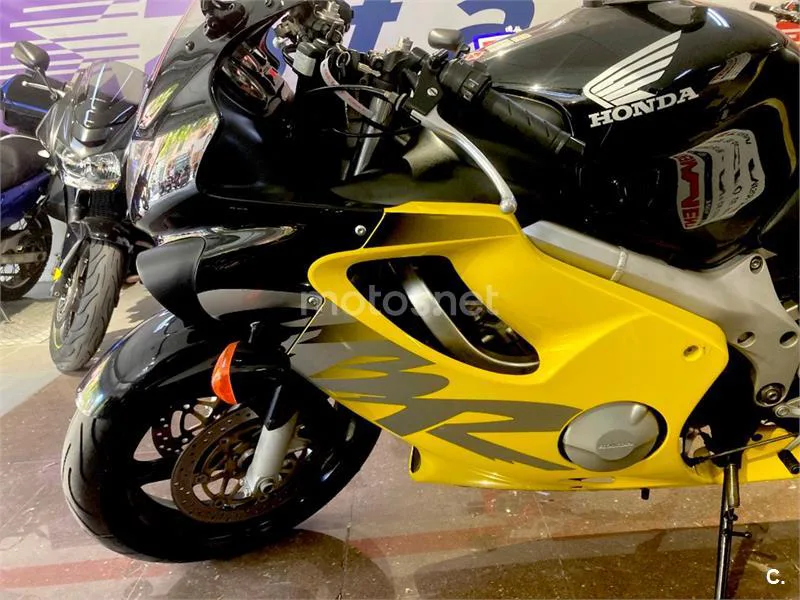 Honda CBR 600 F – Vista 12