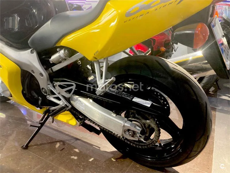 Honda CBR 600 F – Vista 15
