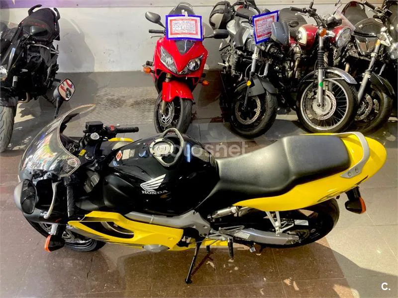 Honda CBR 600 F – Vista 18