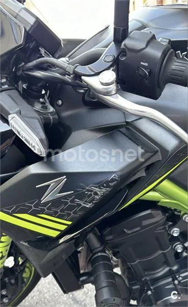 Kawasaki Z900 – Vista 3