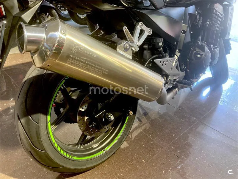Kawasaki Z750 – Vista 15