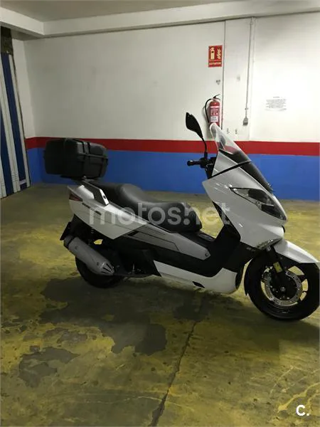 Keeway Silverblade 125 EFI – Vista 3