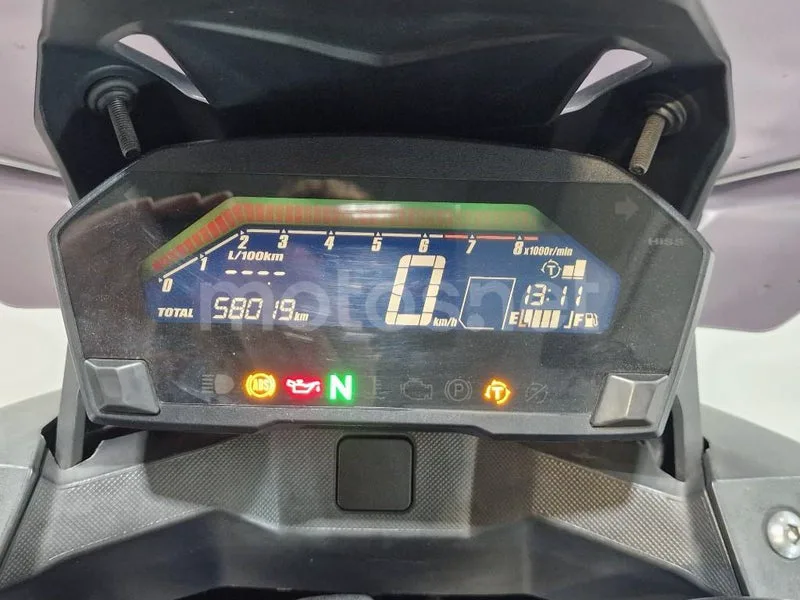 Honda NC 750 – Vista 10