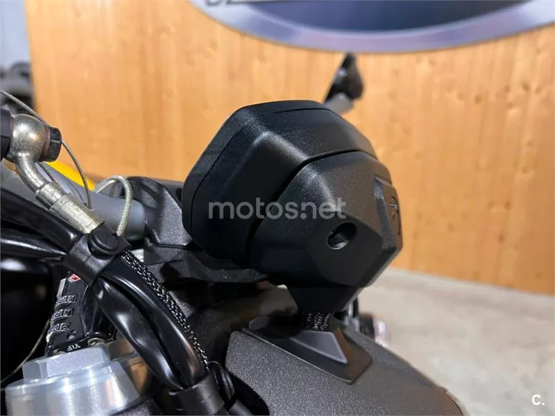 Ducati Monster 821 – Vista 14