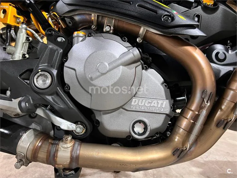 Ducati Monster 821 – Vista 30