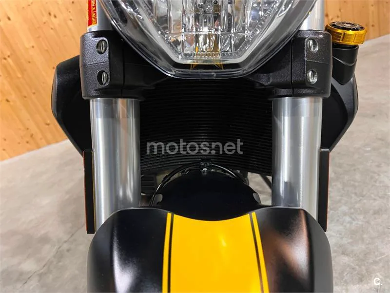 Ducati Monster 821 – Vista 9