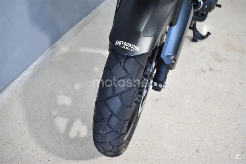 Honda NX 500 – Vista 3