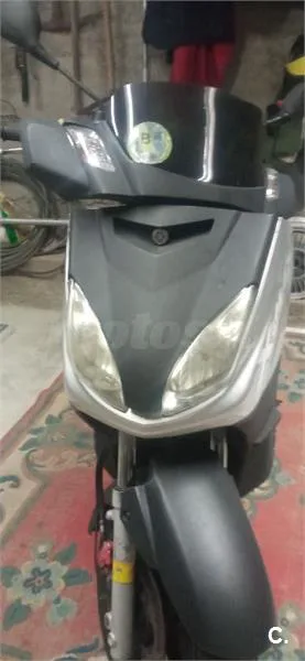 Yamaha XMAX 250 1200 € 2005 Pontevedra - 1