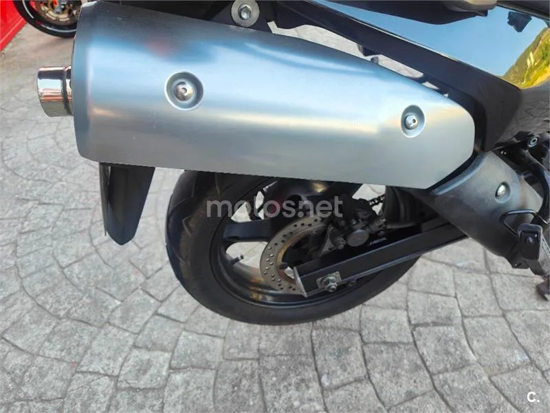 Suzuki V-Strom 650 – Vista 8