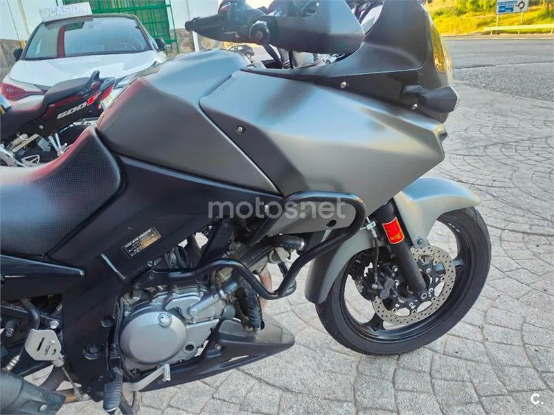 Suzuki V-Strom 650 – Vista 9