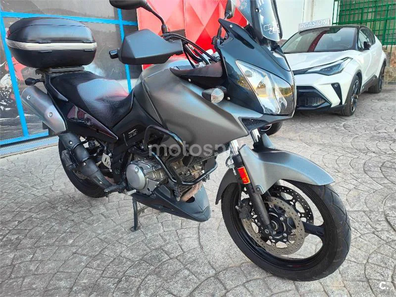 Suzuki V-Strom 650 – Vista 10