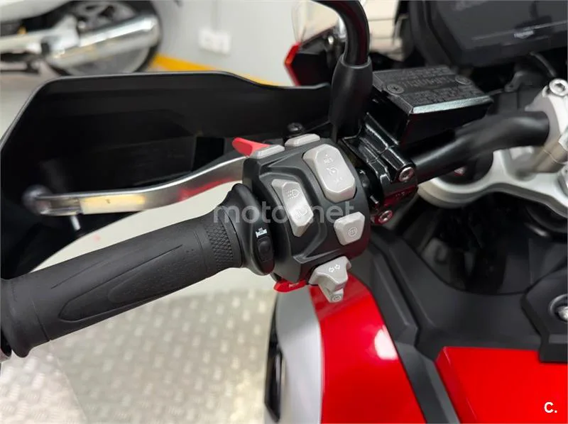 Triumph Tiger 1200 – Vista 4