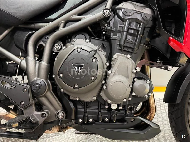 Triumph Tiger 1200 – Vista 9