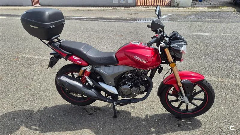 Keeway RKV 125 – Vista 5