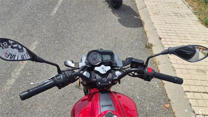 Keeway RKV 125 – Vista 6