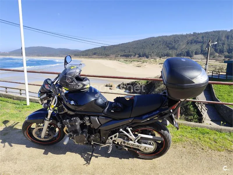 Suzuki GSF Bandit 650 – Vista 4