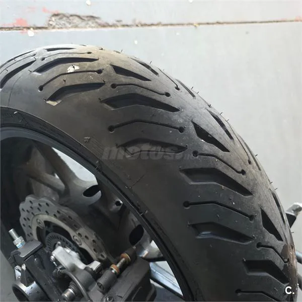 Yamaha XSR700 – Vista 2