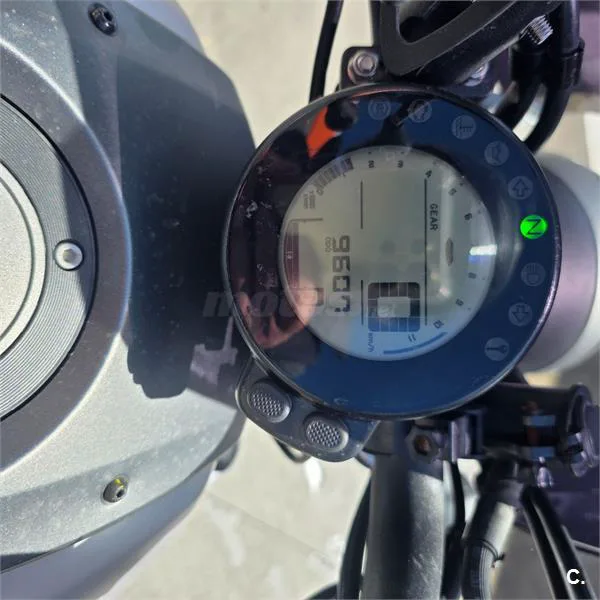 Yamaha XSR700 – Vista 5