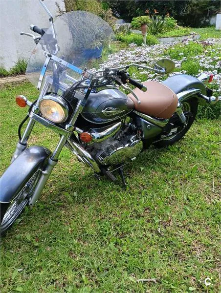 Suzuki Intruder 250 LC – Vista 4