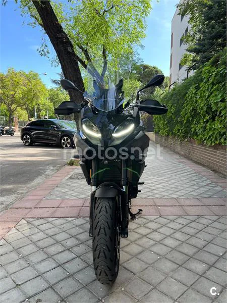 BMW F 900 XR – Vista 4