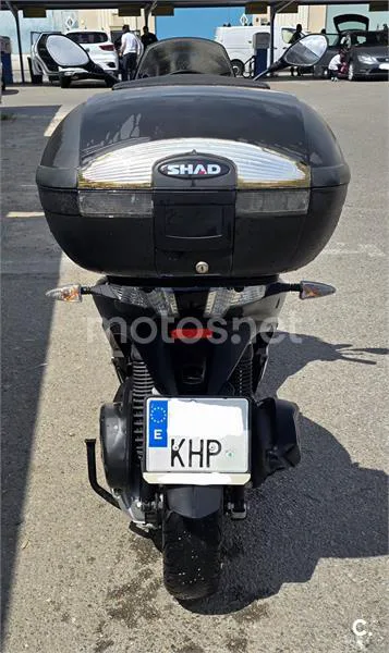 Piaggio MP3 LT 300 – Vista 4