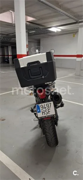 Triumph Tiger 800 – Vista 4