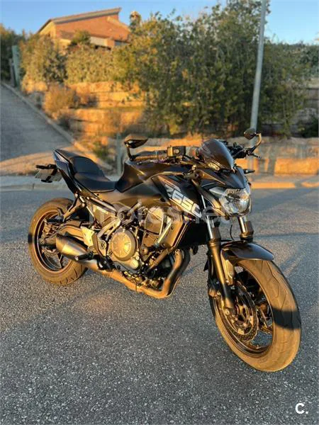 Kawasaki Z 650 – Vista 3