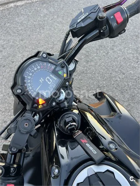 Kawasaki Z 650 – Vista 8