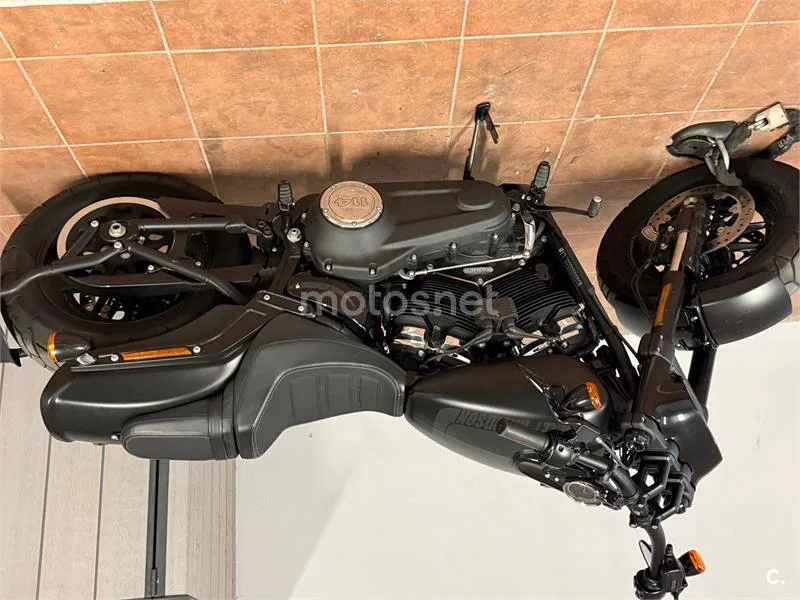 Harley-Davidson Fat Bob – Vista 5