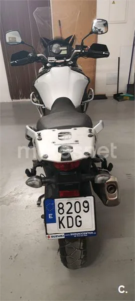 Suzuki V-Strom 650 XT – Vista 5
