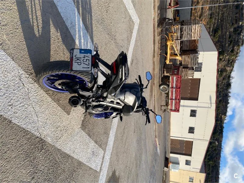 Yamaha MT-125 – Vista 2