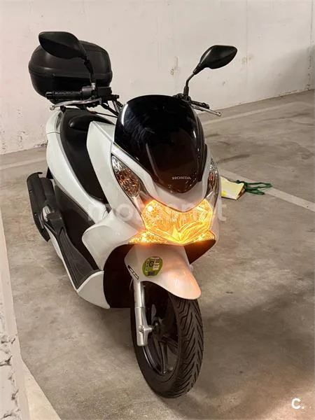 Honda PCX 125 – Vista 2