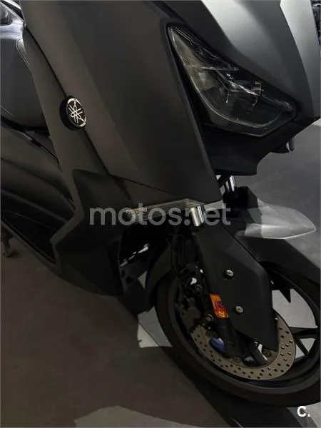 Yamaha XMAX 125 – Vista 8
