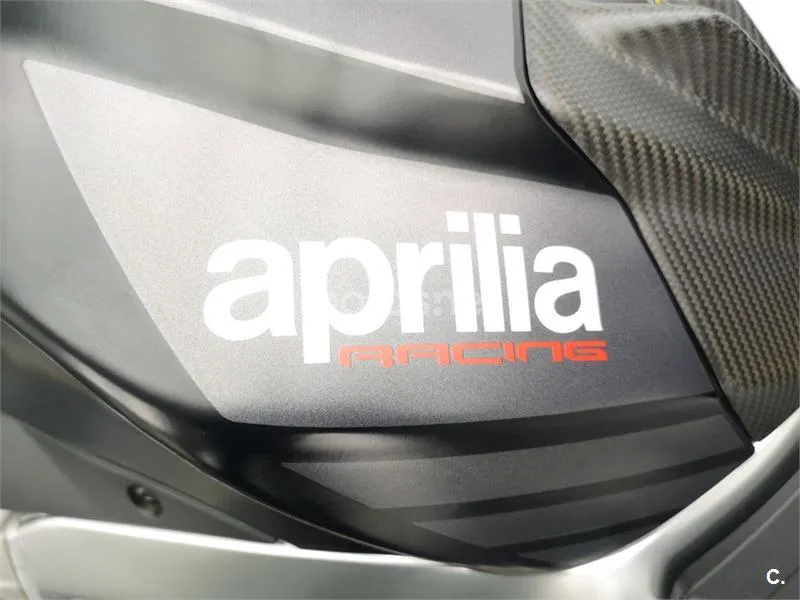 Aprilia Tuono V4 1100 – Vista 13